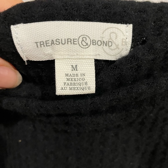 Treasure & Bond off the shoulder sweater. Black size Medium - Picture 2 of 4